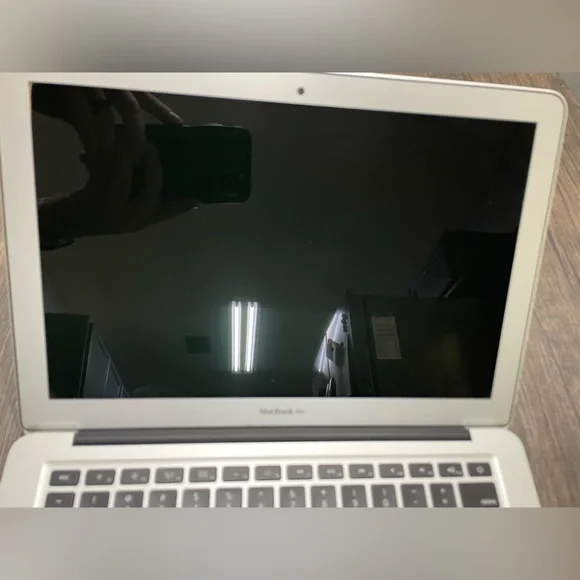 MacBook Air 13-Inch